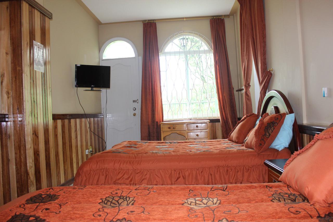 Hostal Mirador De Otavalo Eksteriør billede